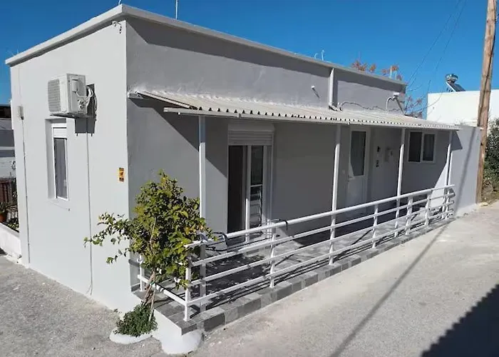 The Sun House In Paradisi Casa de Férias Paradeísion