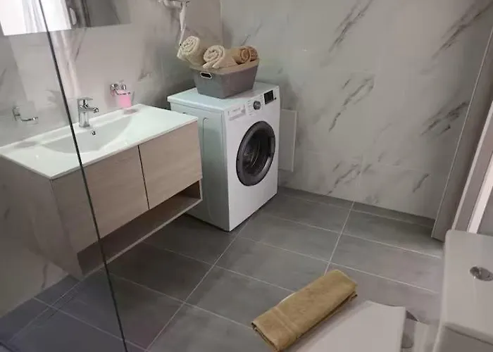 The Sun House In Paradisi * 帕拉代西翁