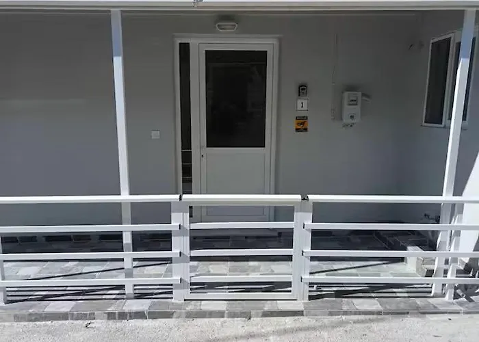 The Sun House In Paradisi